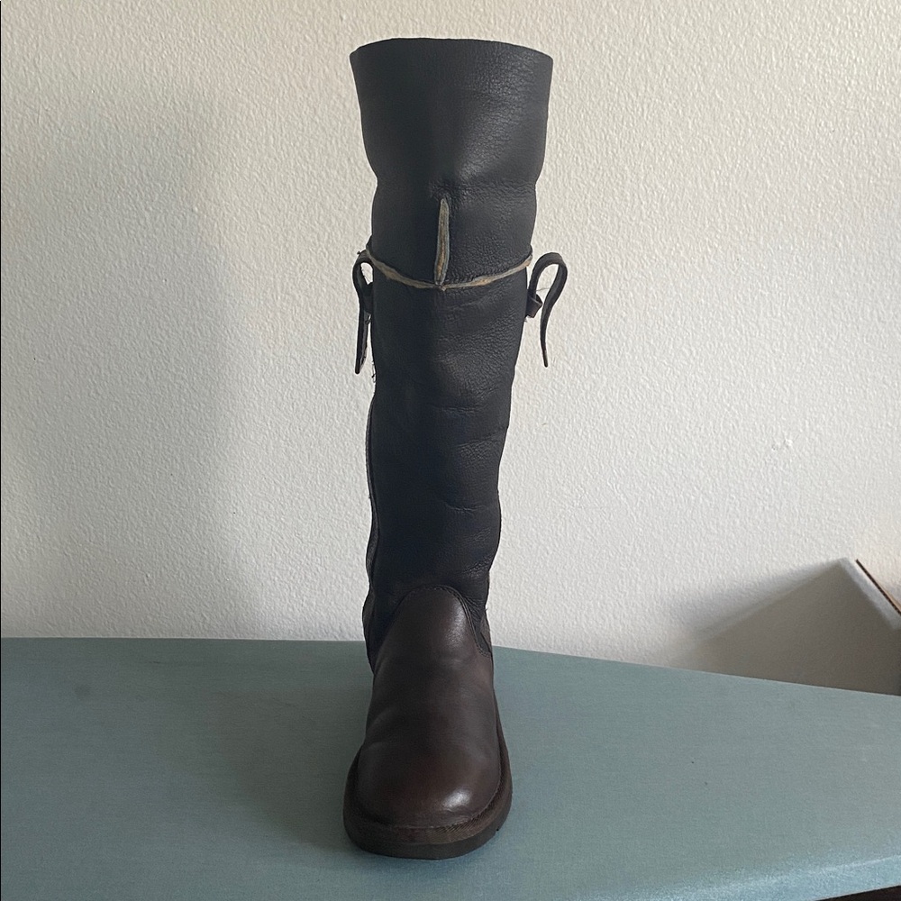 UGG Sheepskin & Leather Brown Tall Winter Boots - Excellent Condition - W5 - Picture 13 of 15